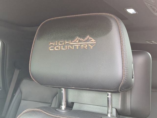 Used 2021 Chevrolet Tahoe High Country w/ Premium Package AWD/4WD image 14