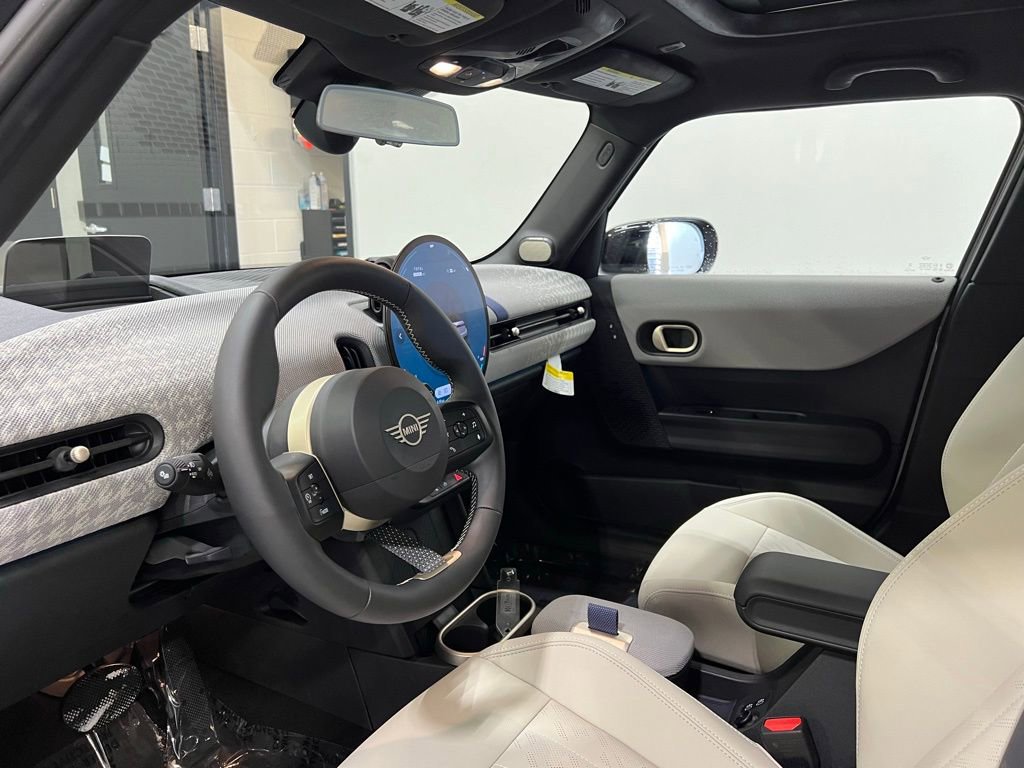 Certified 2025 MINI Cooper S image 11