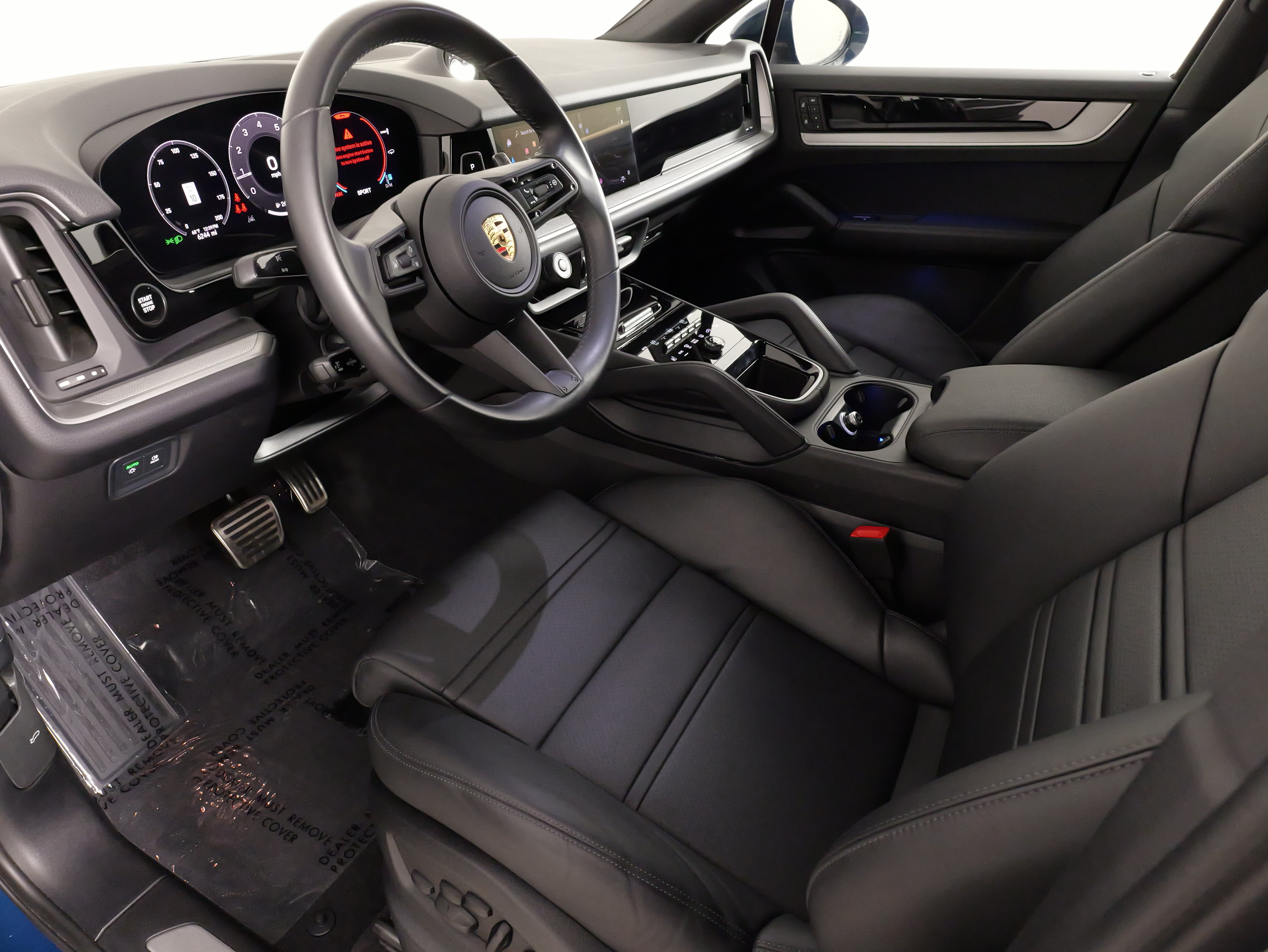 Used 2024 Porsche Cayenne S AWD/4WD image 28