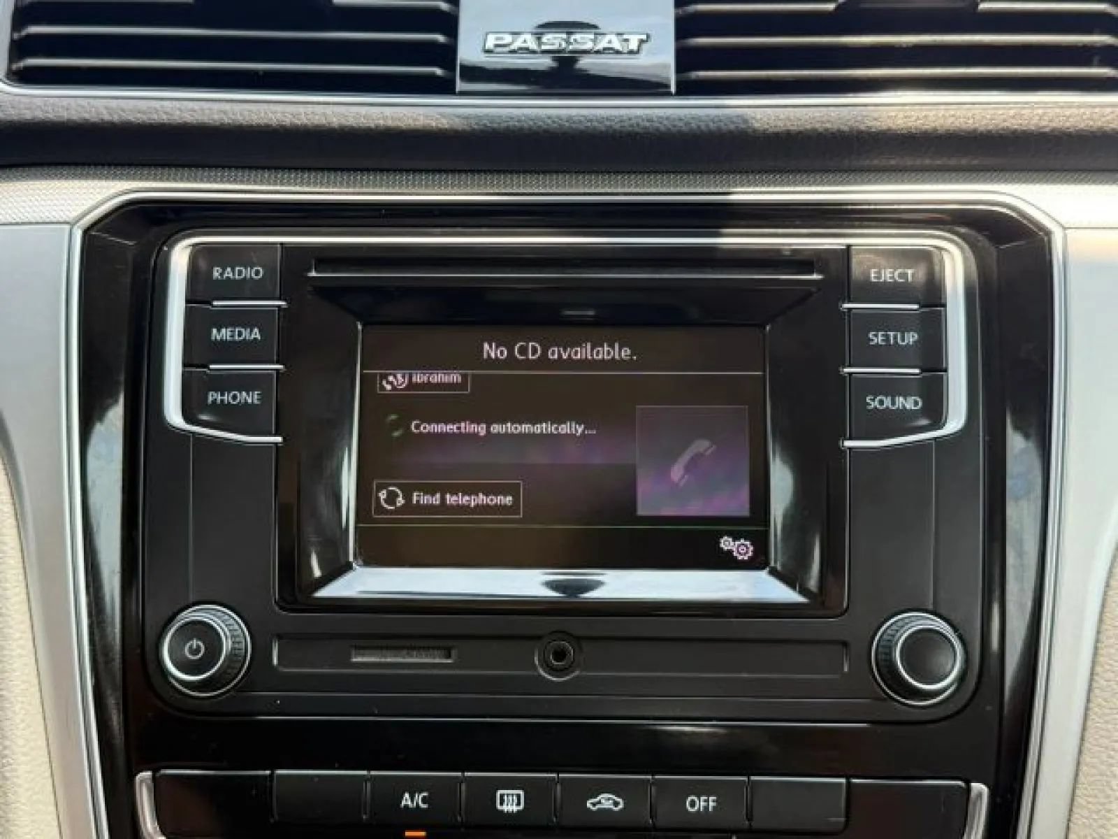 Used 2018 Volkswagen Passat 2.0T S FWD image 26