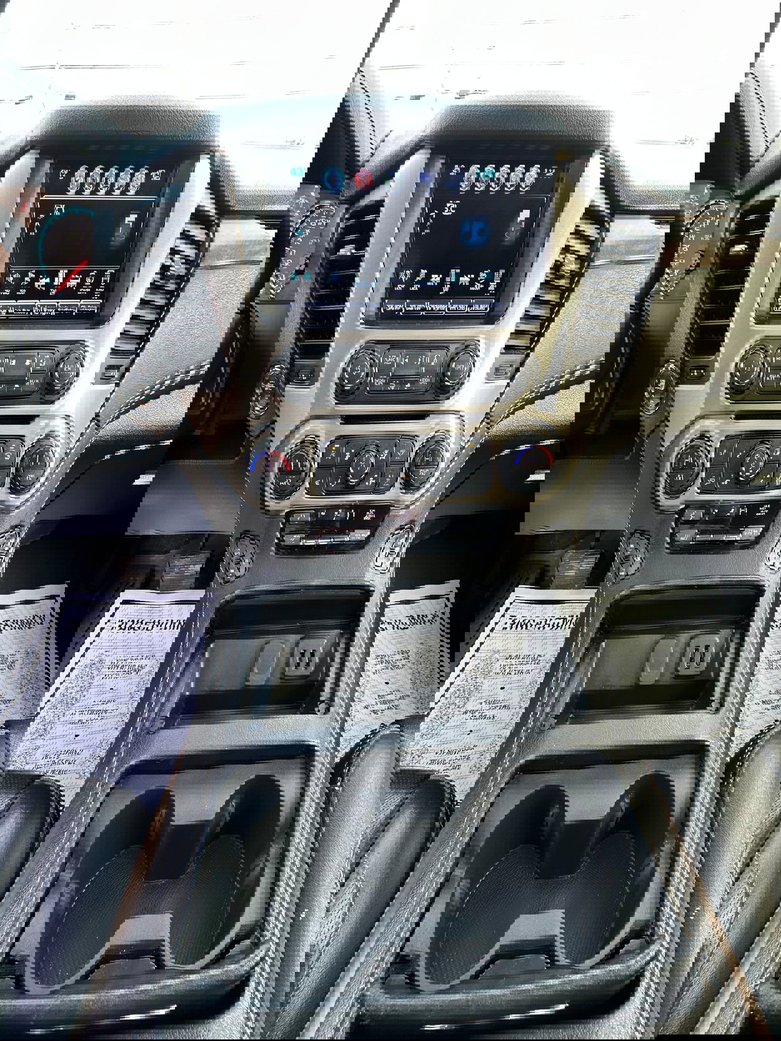 Used 2019 GMC Yukon Denali w/ Denali Ultimate Package image 17