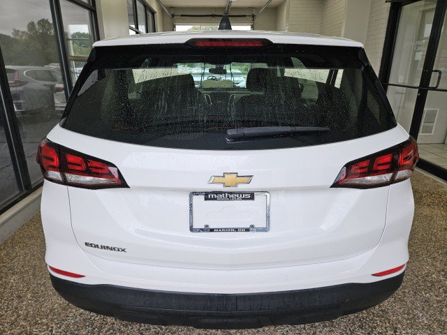 Used 2022 Chevrolet Equinox LS w/ LPO, Floor Liner Package FWD image 3