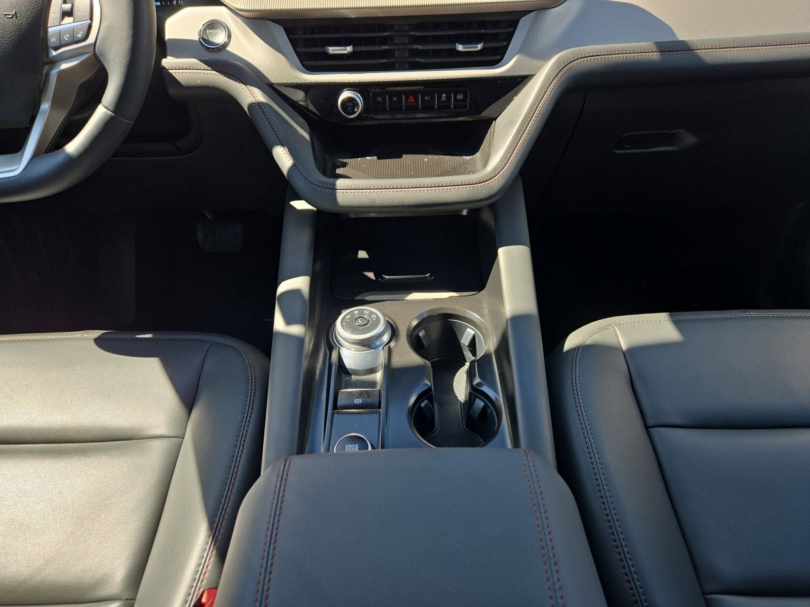 Certified 2025 Ford Explorer Active w/ Active Comfort Package AWD/4WD image 21