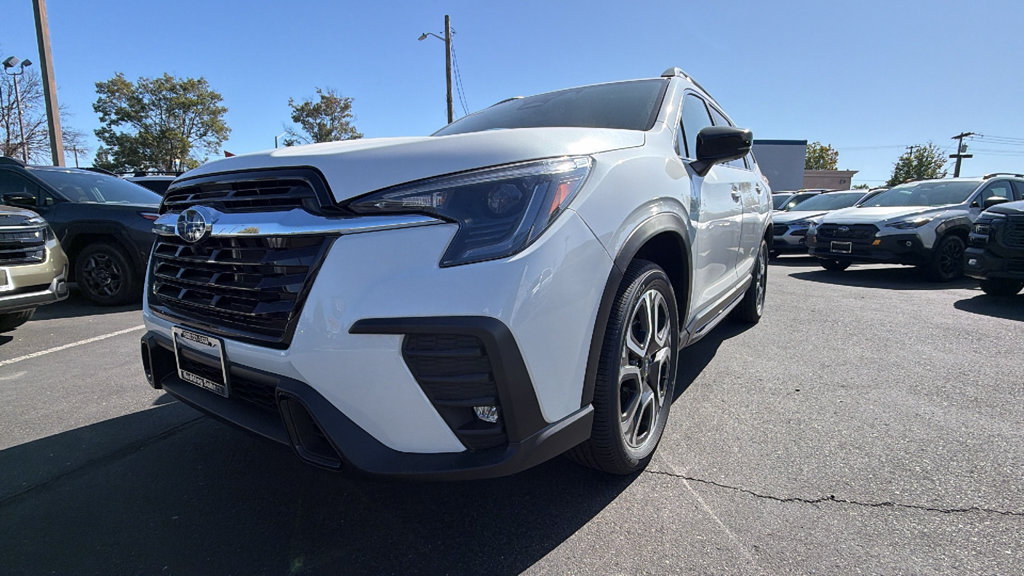 New 2026 Subaru Ascent Limited AWD/4WD image 9