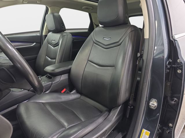 Used 2019 Cadillac XT5 Premium Luxury AWD/4WD image 14