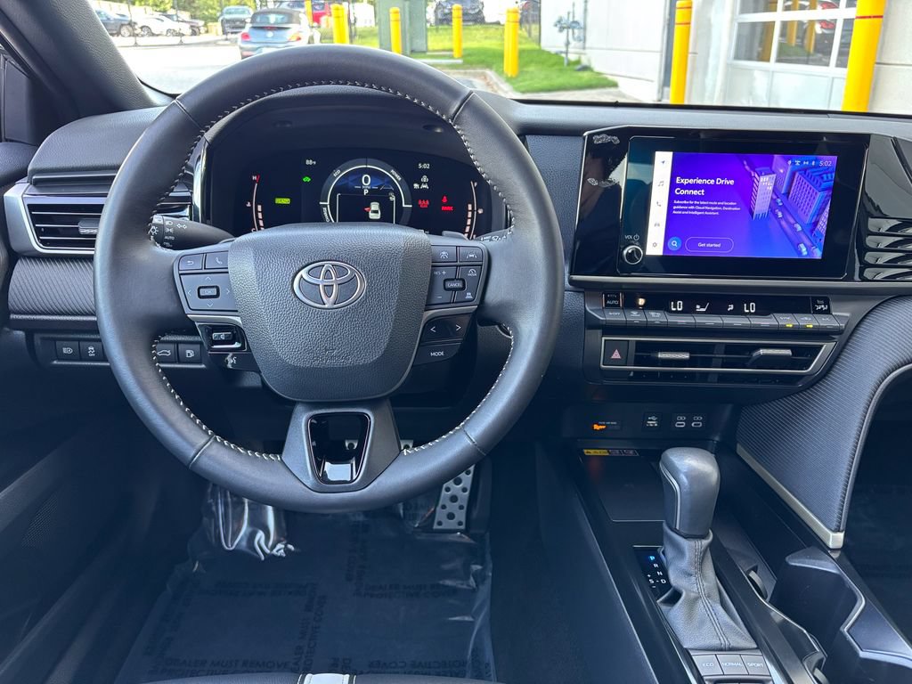 Used 2025 Toyota Camry SE FWD image 20