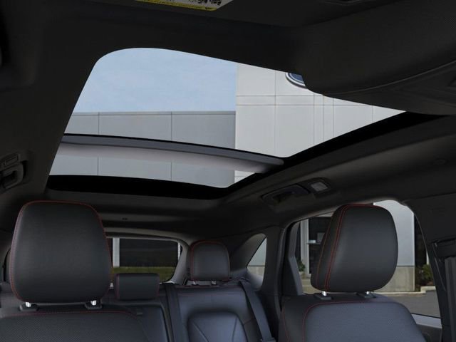 New 2025 Ford Escape ST-Line Elite w/ Premium Technology Package AWD/4WD image 22