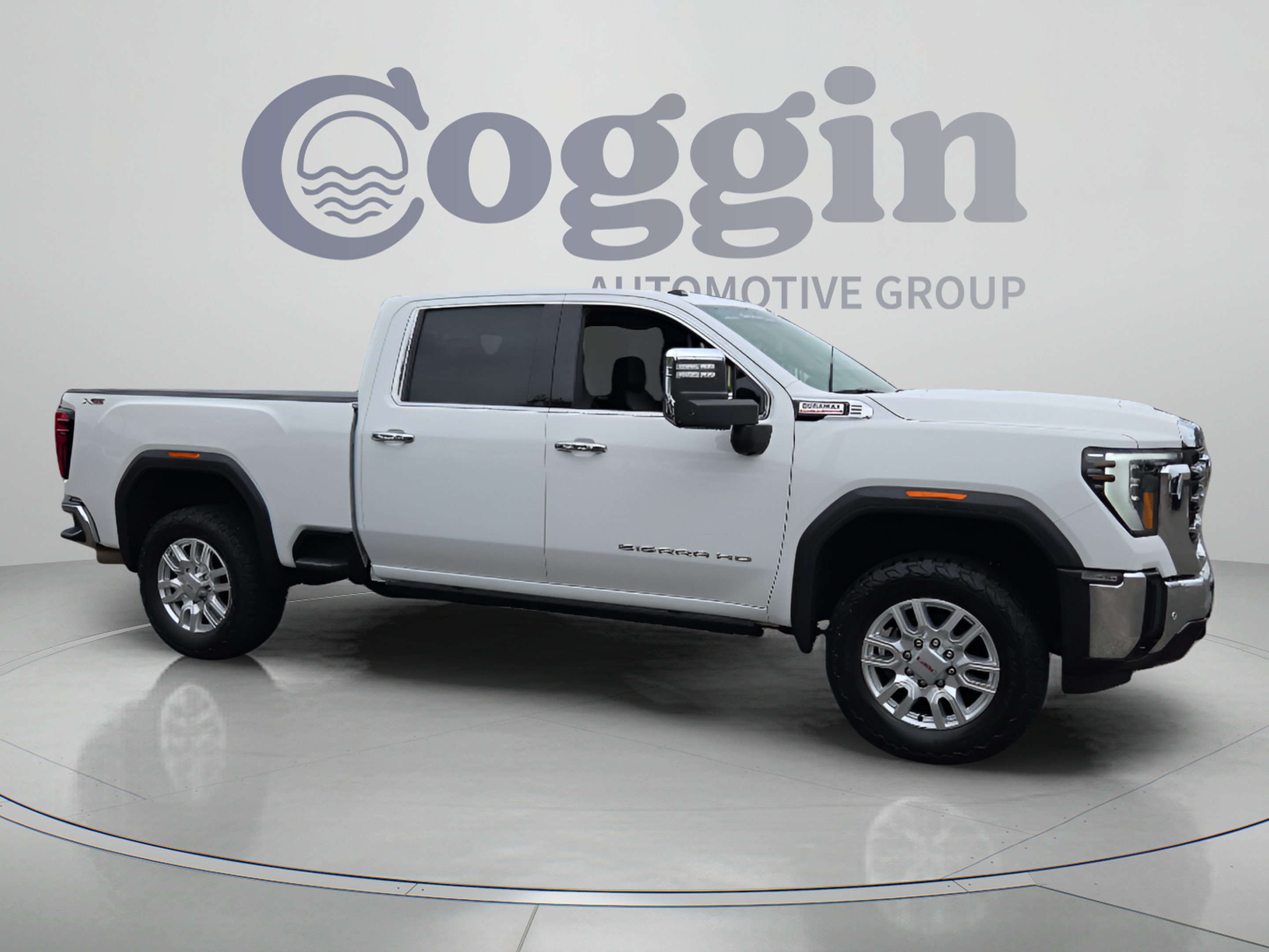 Used 2024 GMC Sierra 2500 SLT w/ SLT Premium Package AWD/4WD image 7