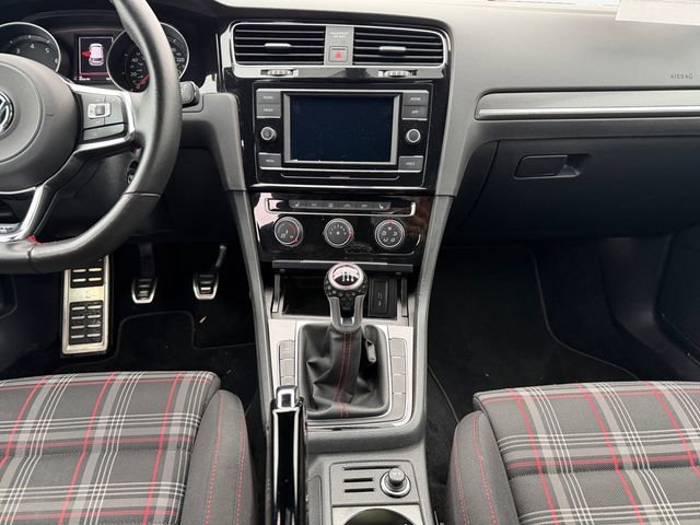 Used 2021 Volkswagen GTI S image 11