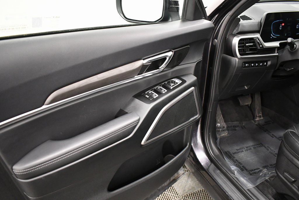 Certified 2025 Kia Telluride EX X-Line image 12