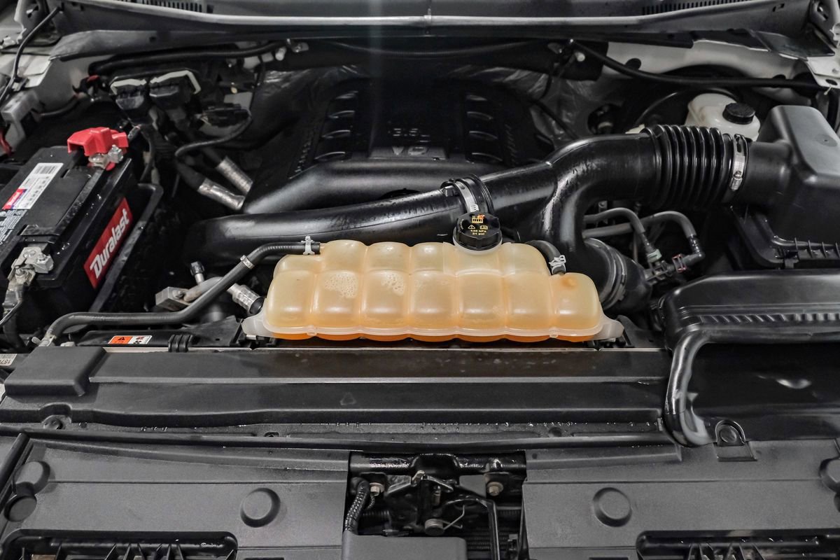 Used 2015 Ford F150 Lariat w/ Equipment Group 502A Luxury RWD image 44