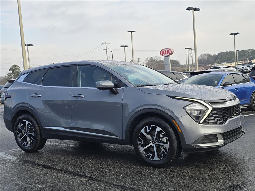 Used 2023 Kia Sportage EX image 1
