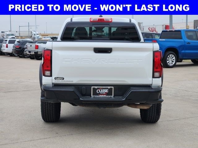Used 2024 Chevrolet Colorado Trail Boss image 13