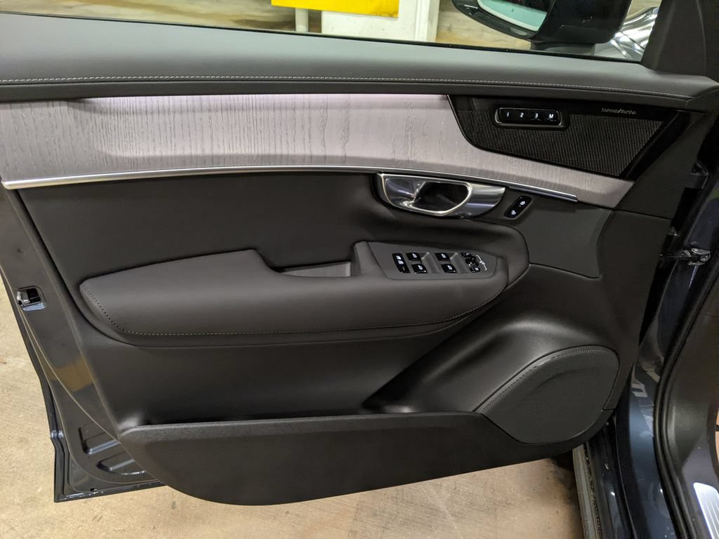 New 2026 Volvo XC90 T8 Ultra AWD/4WD image 9