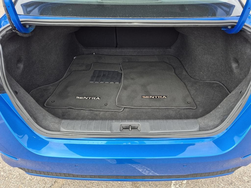 Used 2025 Nissan Sentra SV FWD image 25
