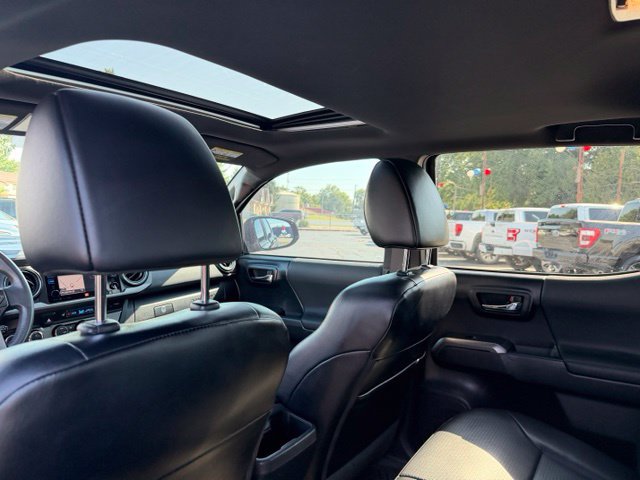 Used 2019 Toyota Tacoma TRD Pro AWD/4WD image 30