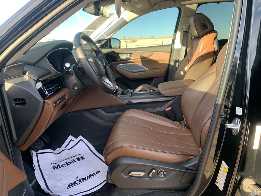 Used 2025 Acura MDX w/ Advance Package image 17