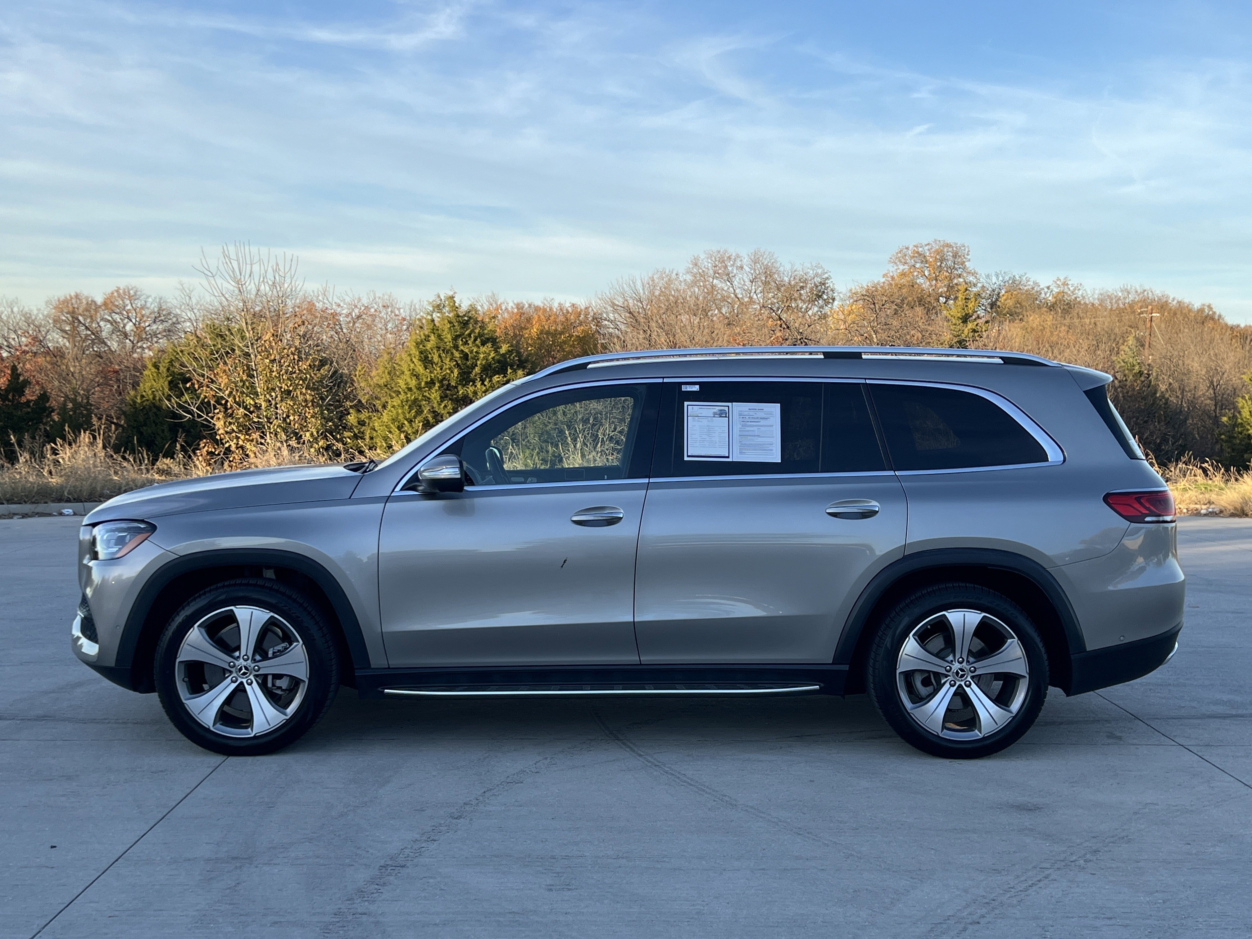 Used 2022 Mercedes-Benz GLS 450 4MATIC image 13