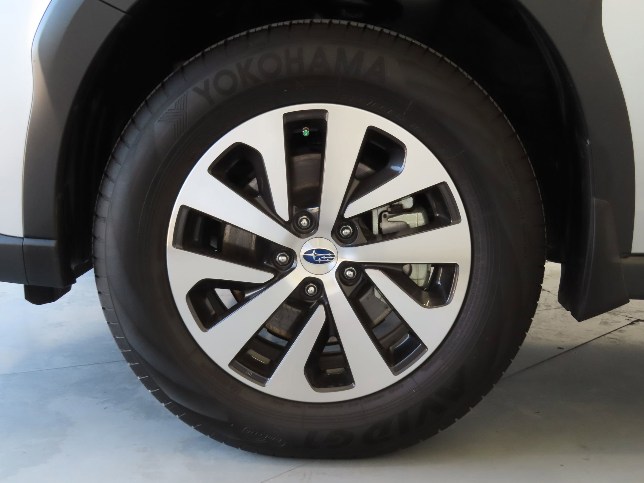 Certified 2025 Subaru Outback Premium AWD/4WD image 30