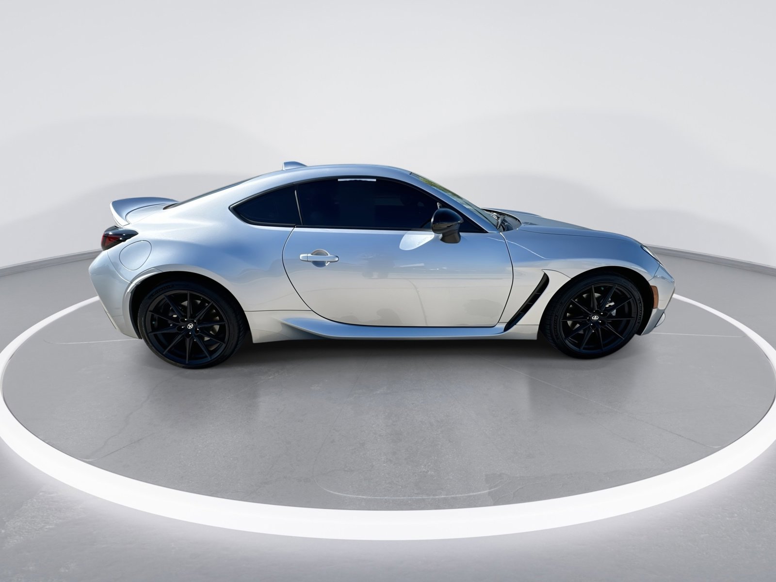 Used 2022 Toyota GR86 Premium w/ ALL Weather Mat Package (TMS) RWD image 9