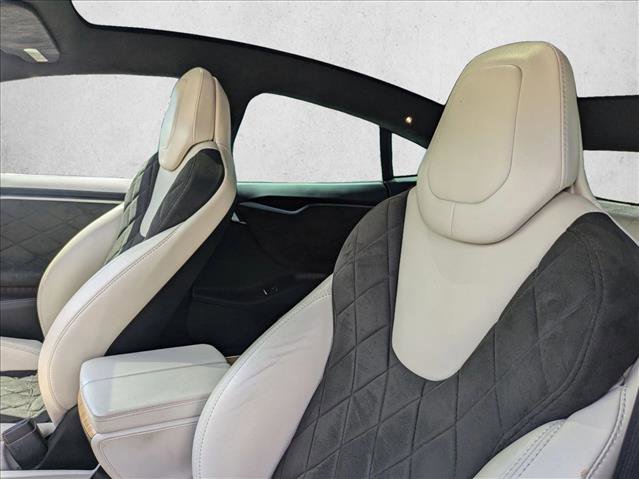 Used 2019 Tesla Model S Performance image 5