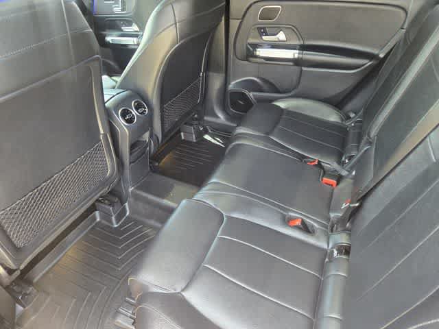 Used 2021 Mercedes-Benz GLB 250 image 11