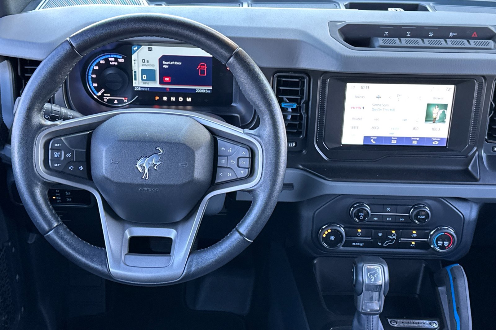 Used 2023 Ford Bronco Black Diamond w/ Sasquatch Package image 13