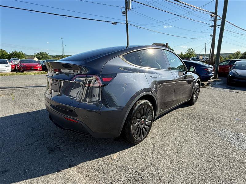Used 2023 Tesla Model Y Long Range AWD/4WD image 5
