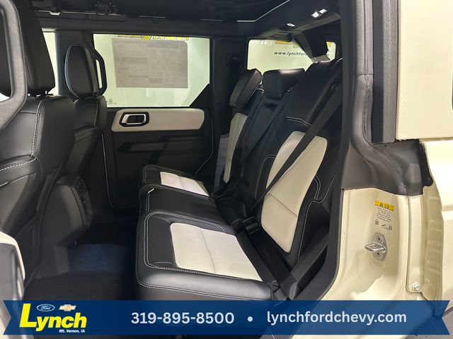 New 2026 Ford Bronco Outer Banks w/ Sasquatch Package AWD/4WD image 17