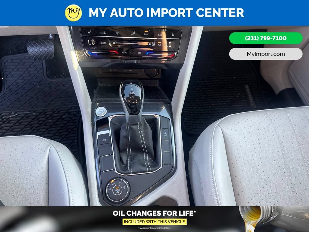 Used 2024 Volkswagen Tiguan SE w/ Panoramic Sunroof Package AWD/4WD image 22