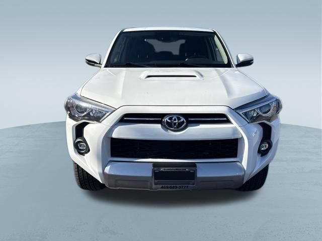 Used 2021 Toyota 4Runner TRD Off-Road Premium AWD/4WD image 2