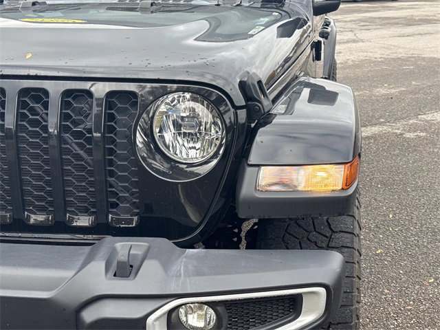Used 2022 Jeep Gladiator Sport image 11