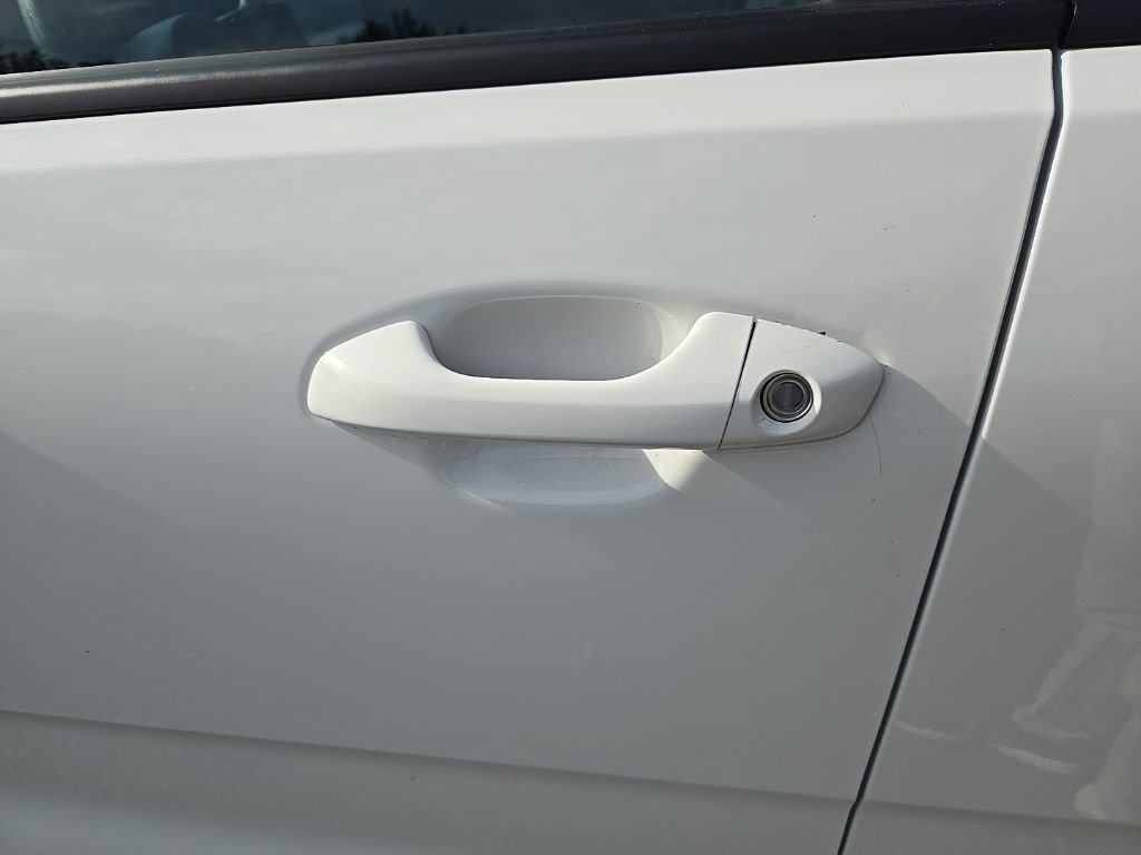 Used 2023 Kia Rio LX FWD image 10
