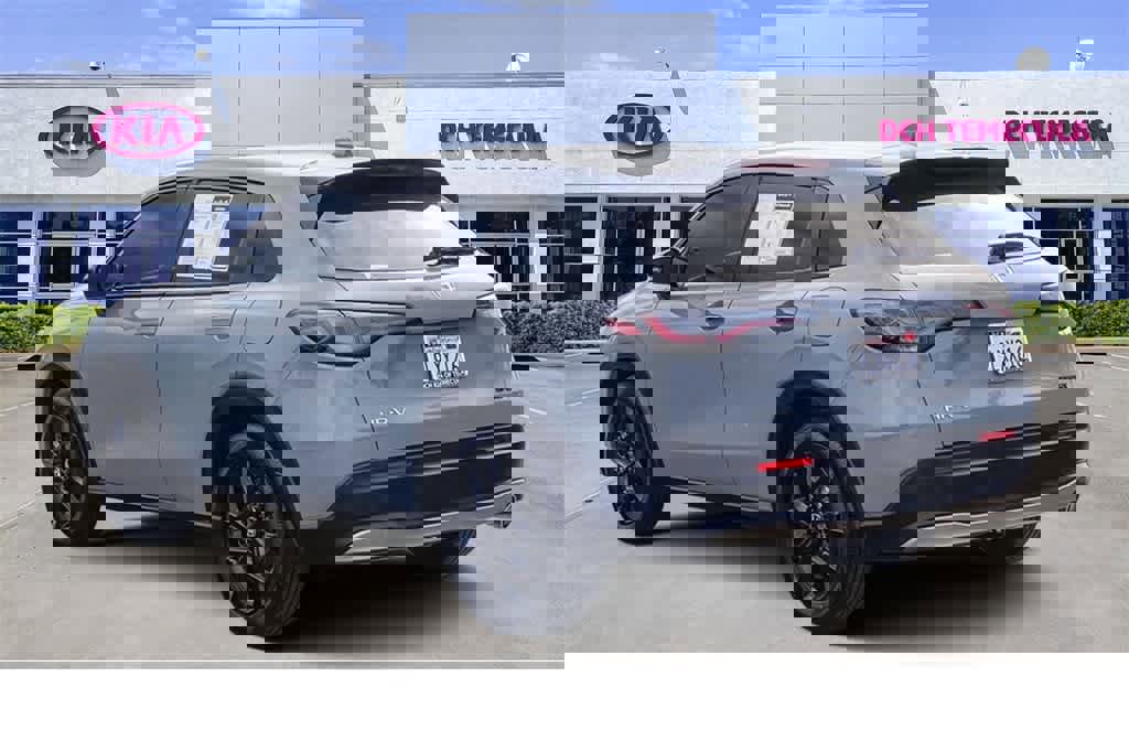 Used 2024 Honda HR-V Sport image 6