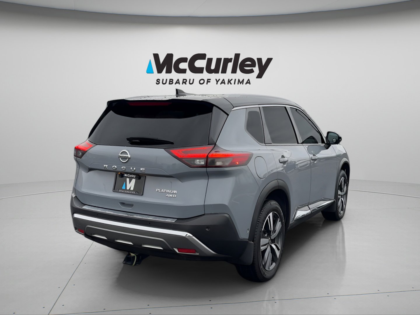Used 2021 Nissan Rogue Platinum image 5