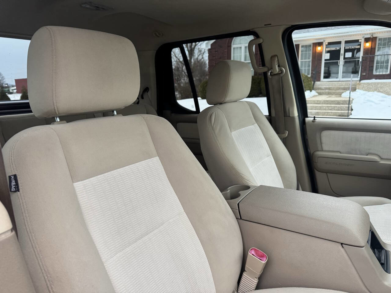 Used 2008 Ford Explorer Sport Trac XLT image 30