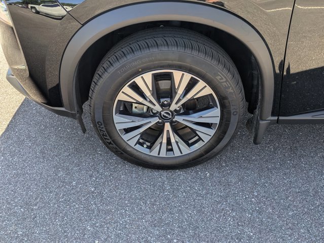 Used 2023 Nissan Rogue SV image 21