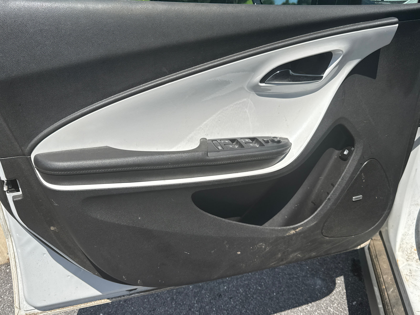 Used 2015 Chevrolet Volt Premium w/ Premium Trim Package FWD image 10