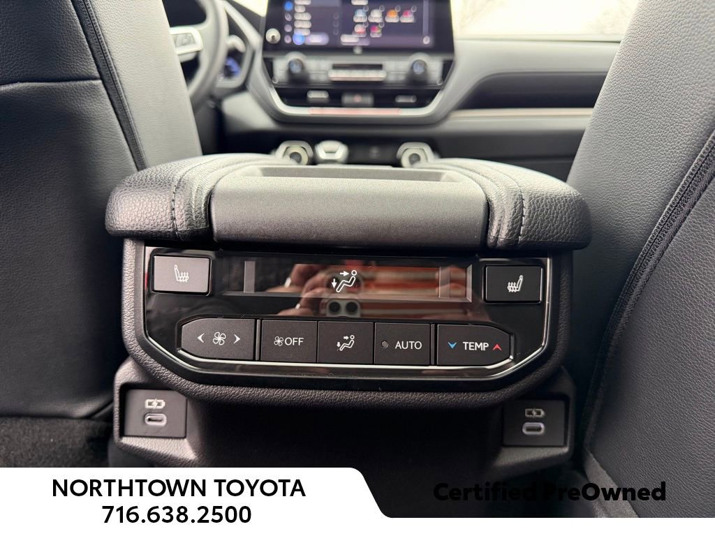 Used 2026 Toyota Grand Highlander Limited image 17