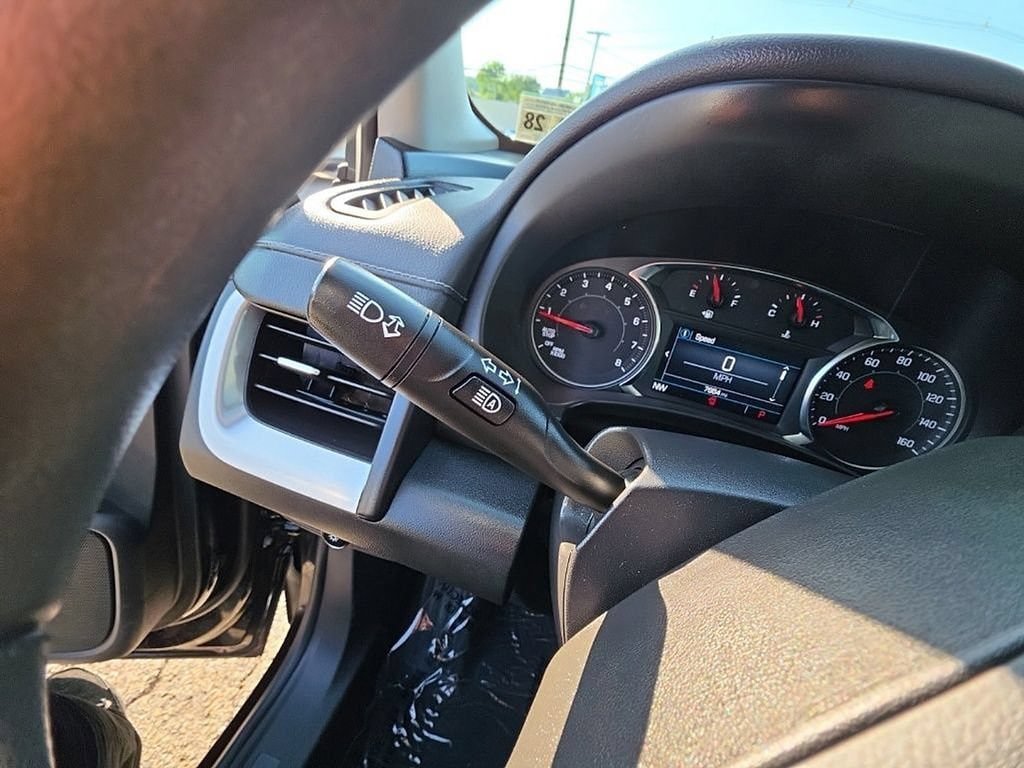 Used 2023 GMC Terrain SLE w/ Driver Convenience Package AWD/4WD image 12