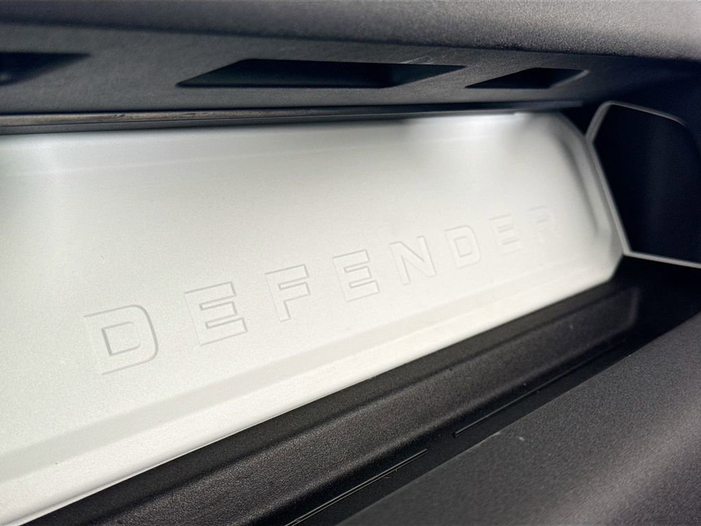 Used 2023 Land Rover Defender 110 S AWD/4WD image 22