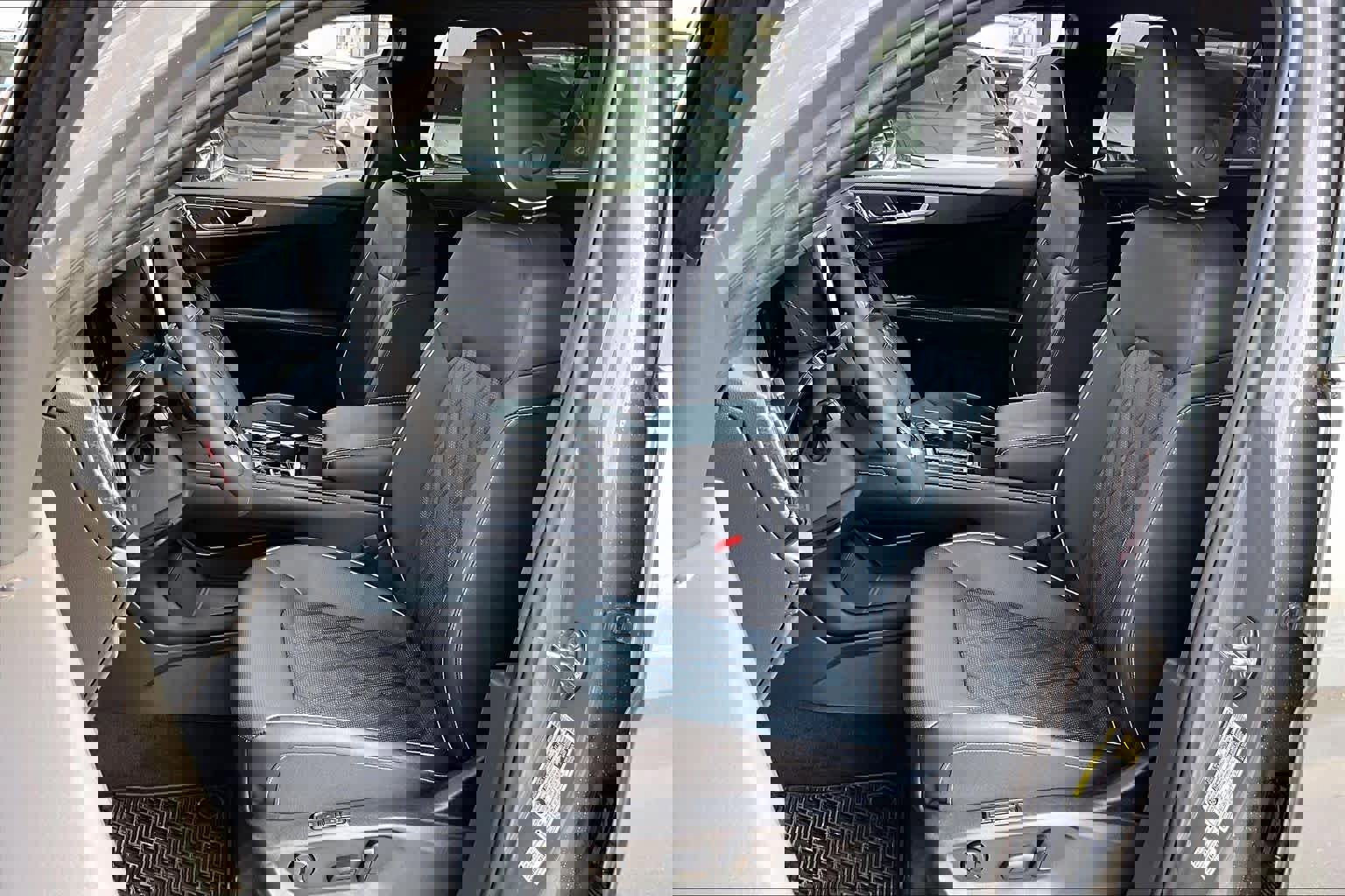 New 2026 Volkswagen Atlas Cross Sport SEL Premium R-Line image 9