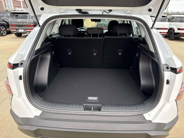 New 2026 Hyundai Kona SE image 12