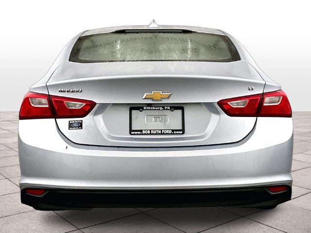 Used 2018 Chevrolet Malibu LT FWD image 4