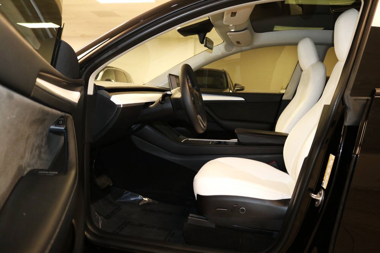 Used 2023 Tesla Model Y Long Range AWD/4WD image 66