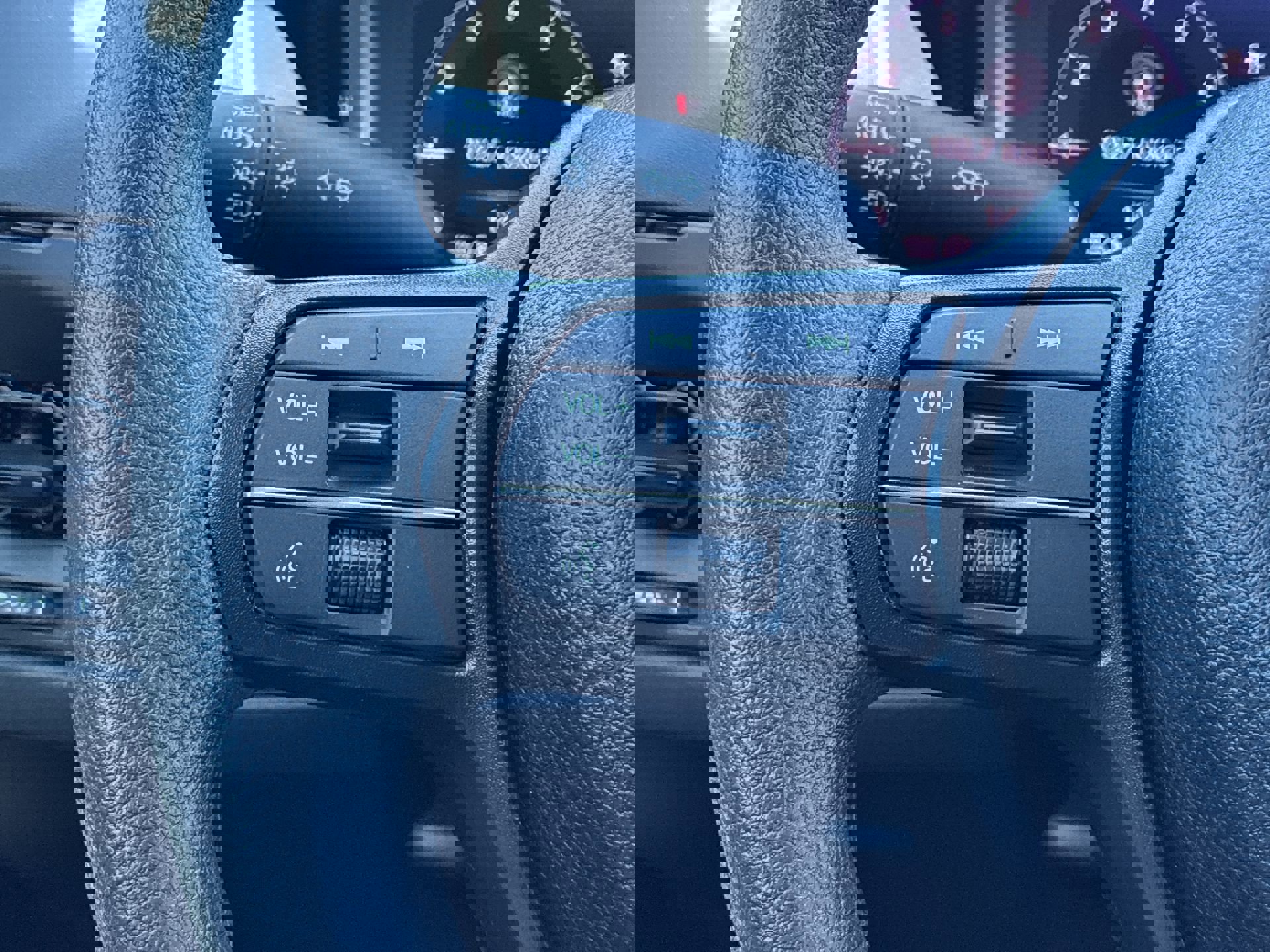 Certified 2025 Honda Accord LX image 24