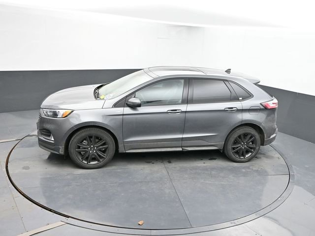 Used 2024 Ford Edge ST-Line w/ Class II Trailer Tow Package AWD/4WD image 15