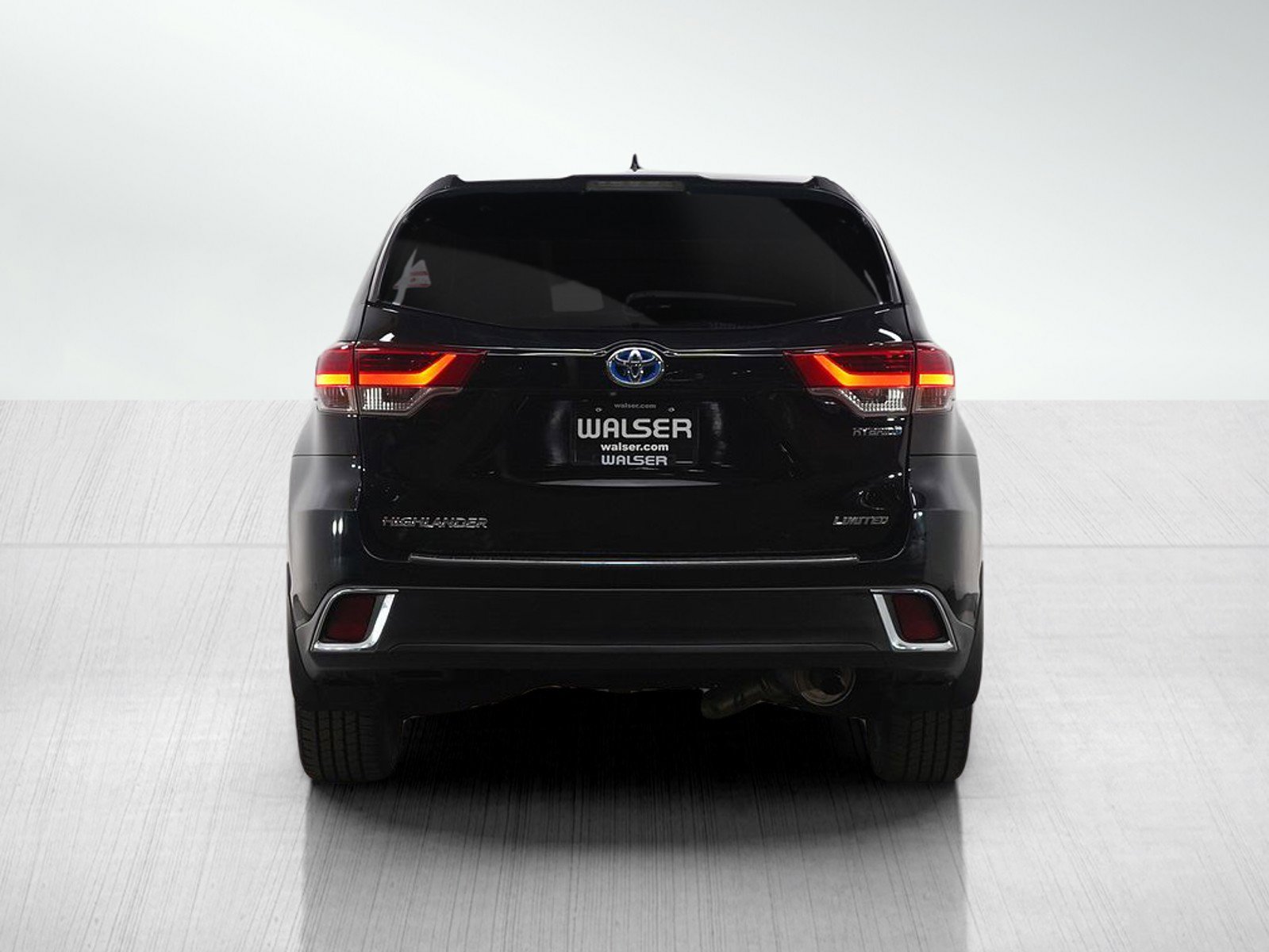 Used 2017 Toyota Highlander Limited image 4