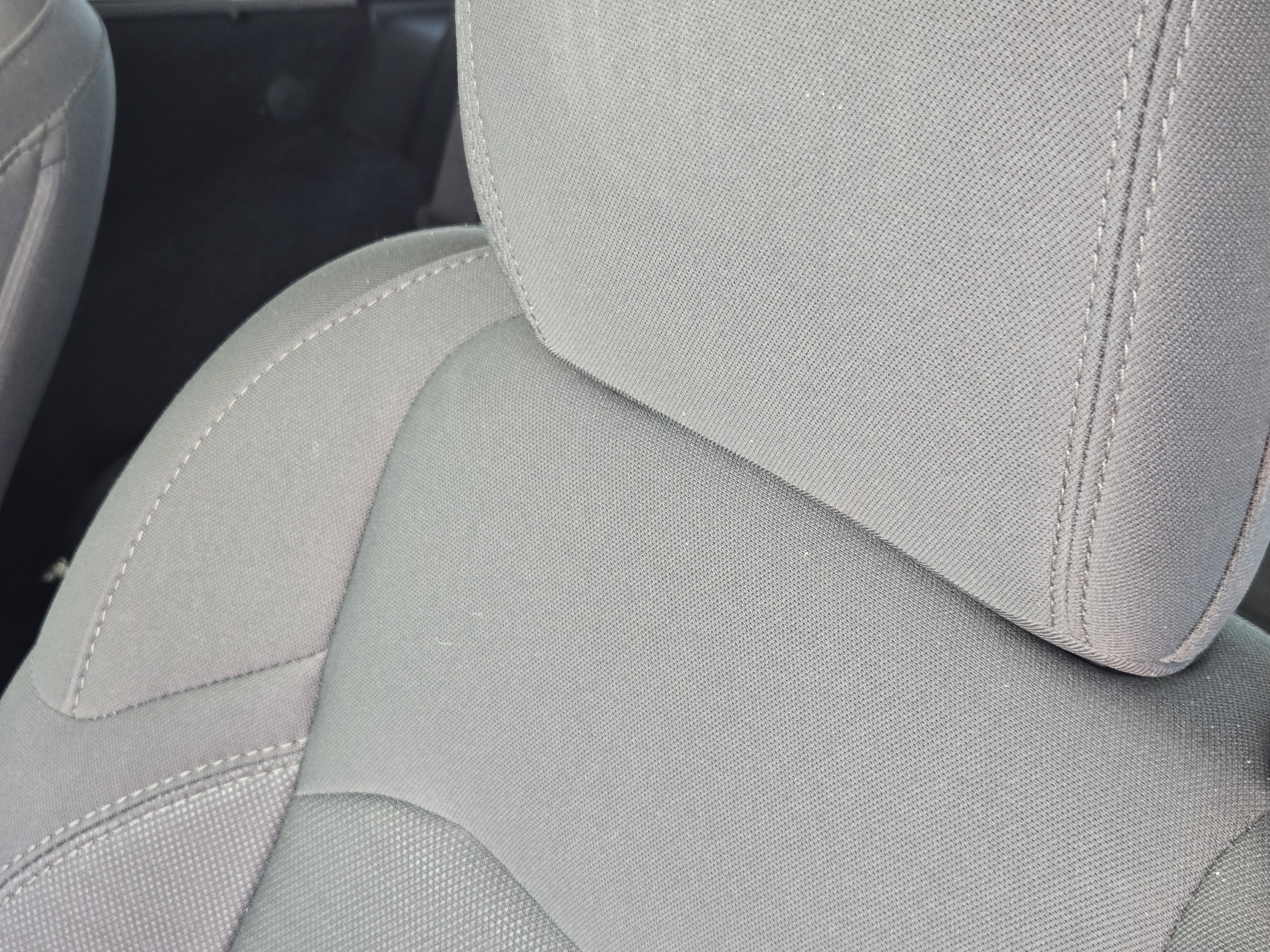 Used 2020 Jeep Wrangler Sport S image 17