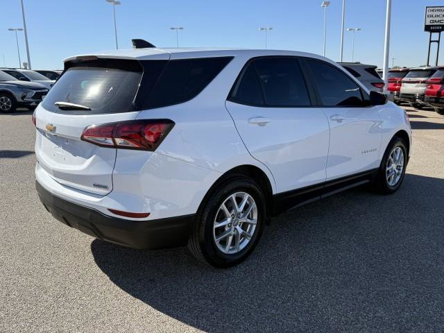 Used 2023 Chevrolet Equinox LS image 7